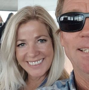 Meet your Posher, Cara